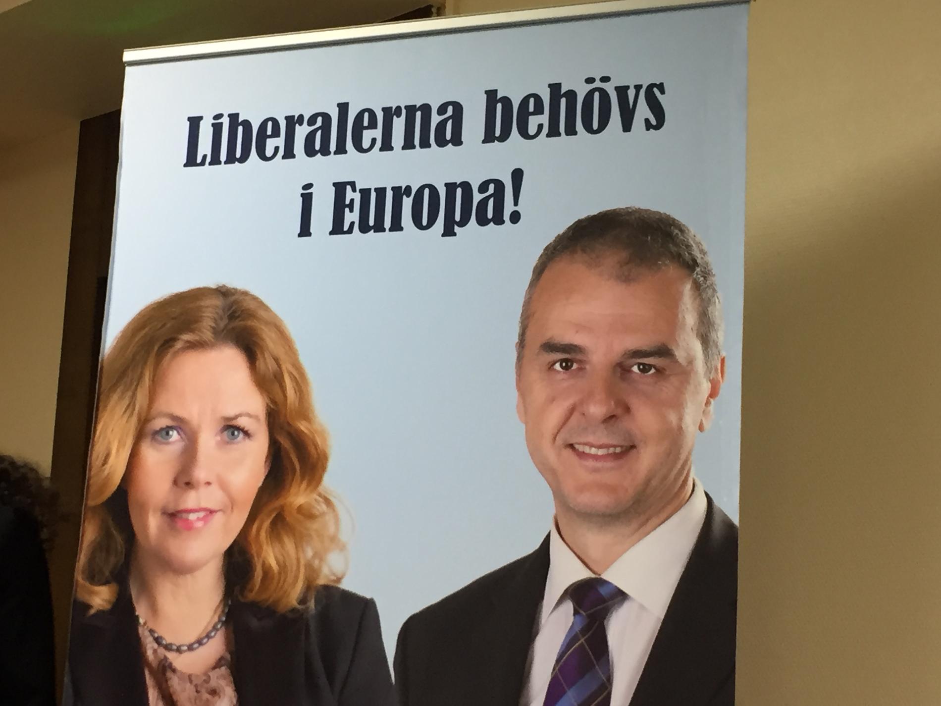 Liberalernas Cecilia Wikström och Jasenko Selimovic tillhör de många svenska ledamöter som nu lämnar EU-parlamentet. Arkivbild.