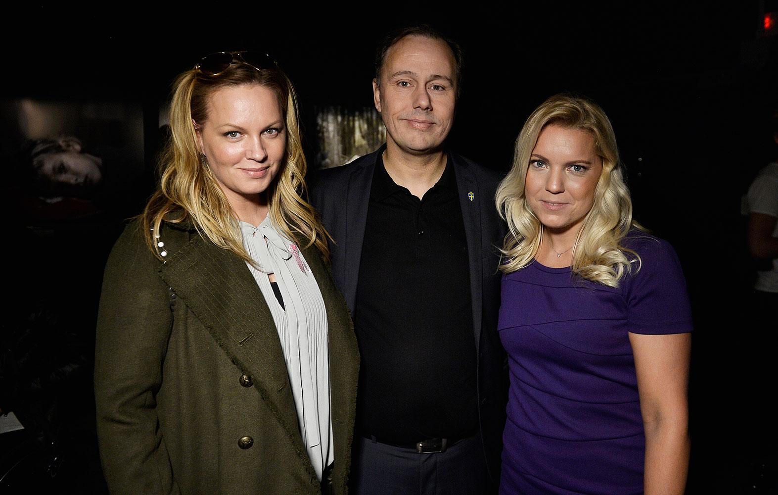 Makeupartisten Carina Nilsson, Niklas Bodell, Svenska fotbollförbundets kommunikationschef, och Aftonbladets journalist Carina Bergfeldt.