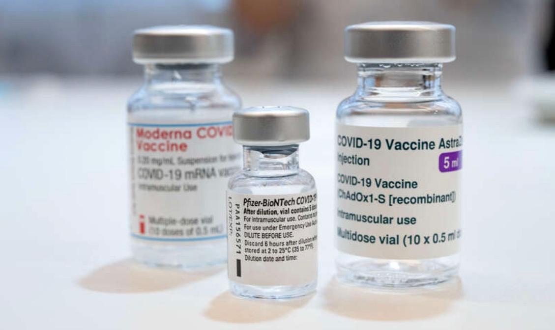 Alla som blivit fullvaccinerade i Sverige kommer sannolikt att behöva en tredje och en fjärde dos, säger Sveriges vaccinsamordnare Richard Bergström.