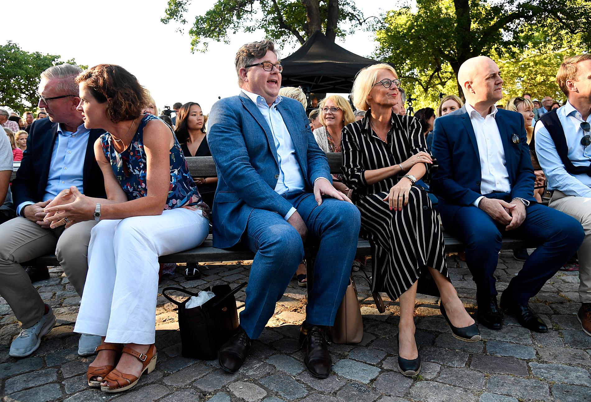 Anna Kinberg Batra, Gunnar Strömmer, Elisabeth Svantesson och Fredrik Reinfeldt bänkade för partiledarens tal.
