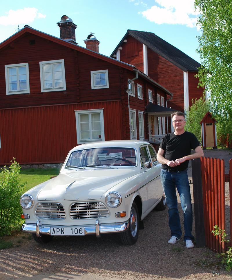 Mats Larsson har byggt om 68:an till sin drömbil, en 122S.