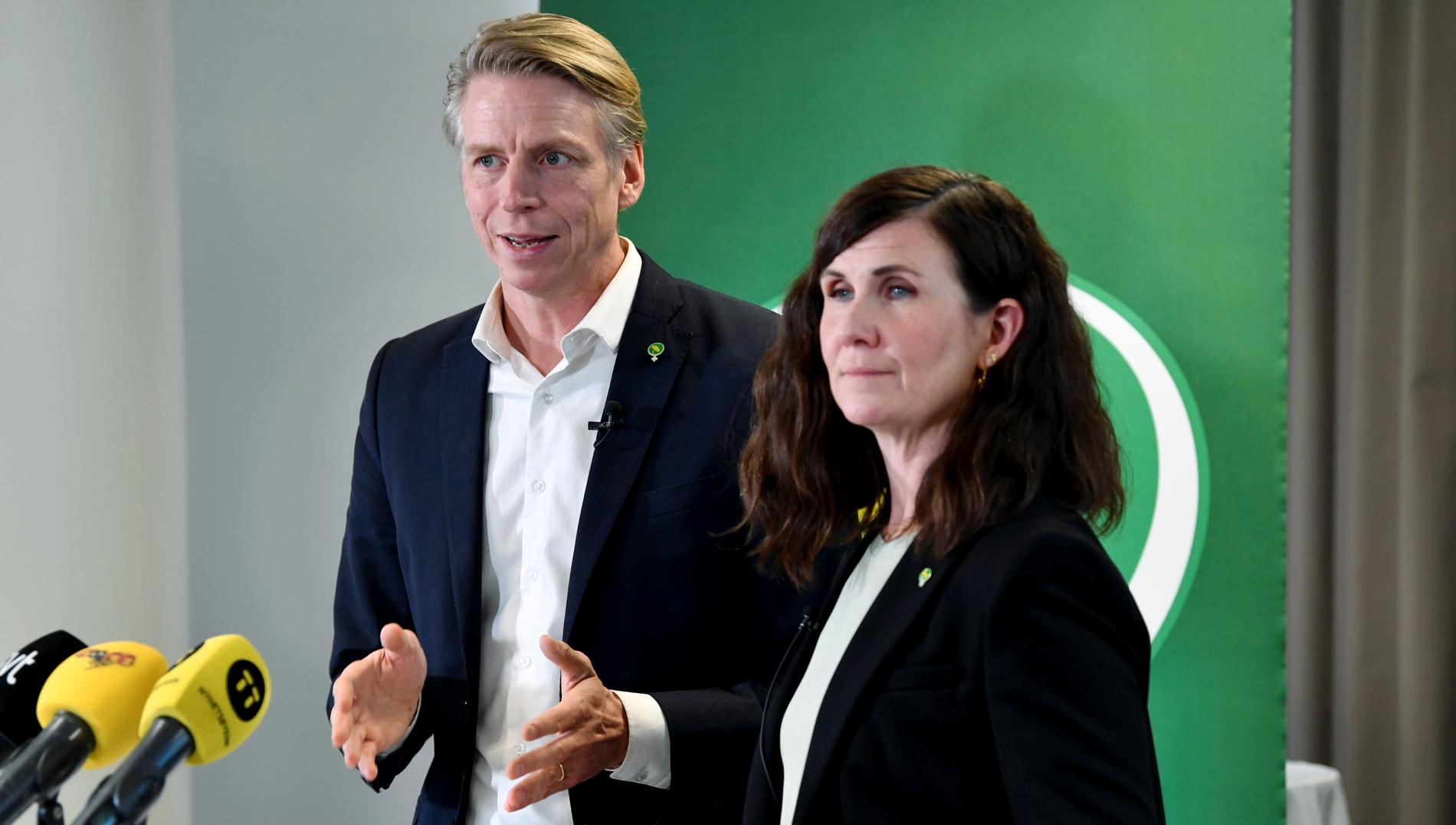 Miljöpartiets språkrör Per Bolund och Märta Stenevi höll en pressträff inför partiets kongress på Slussen Hilton i Stockholm. 