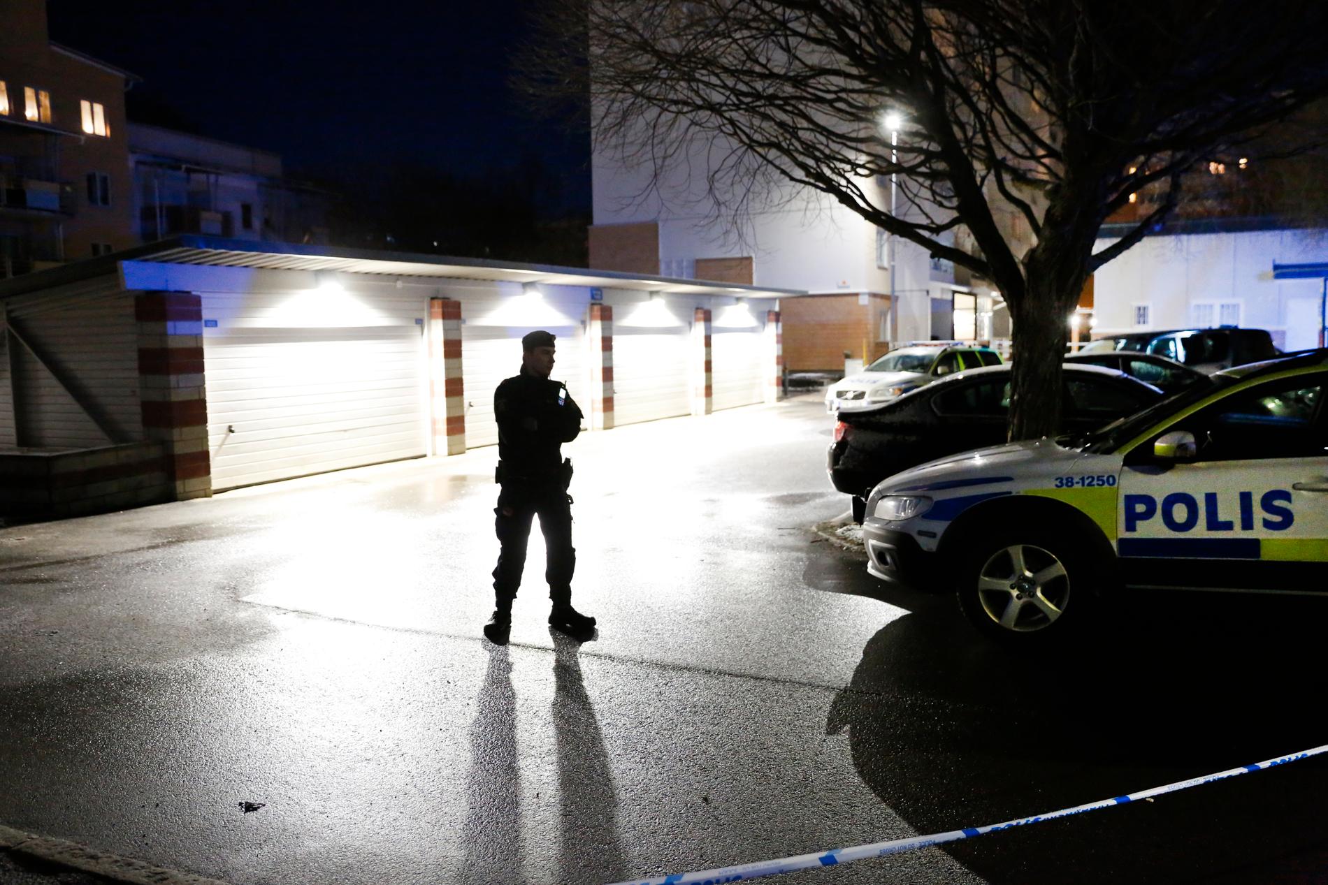 Sex personer åtalas misstänkta för att vara inblandade i ett mord i Norsborg söder om Stockholm. Arkivbild.