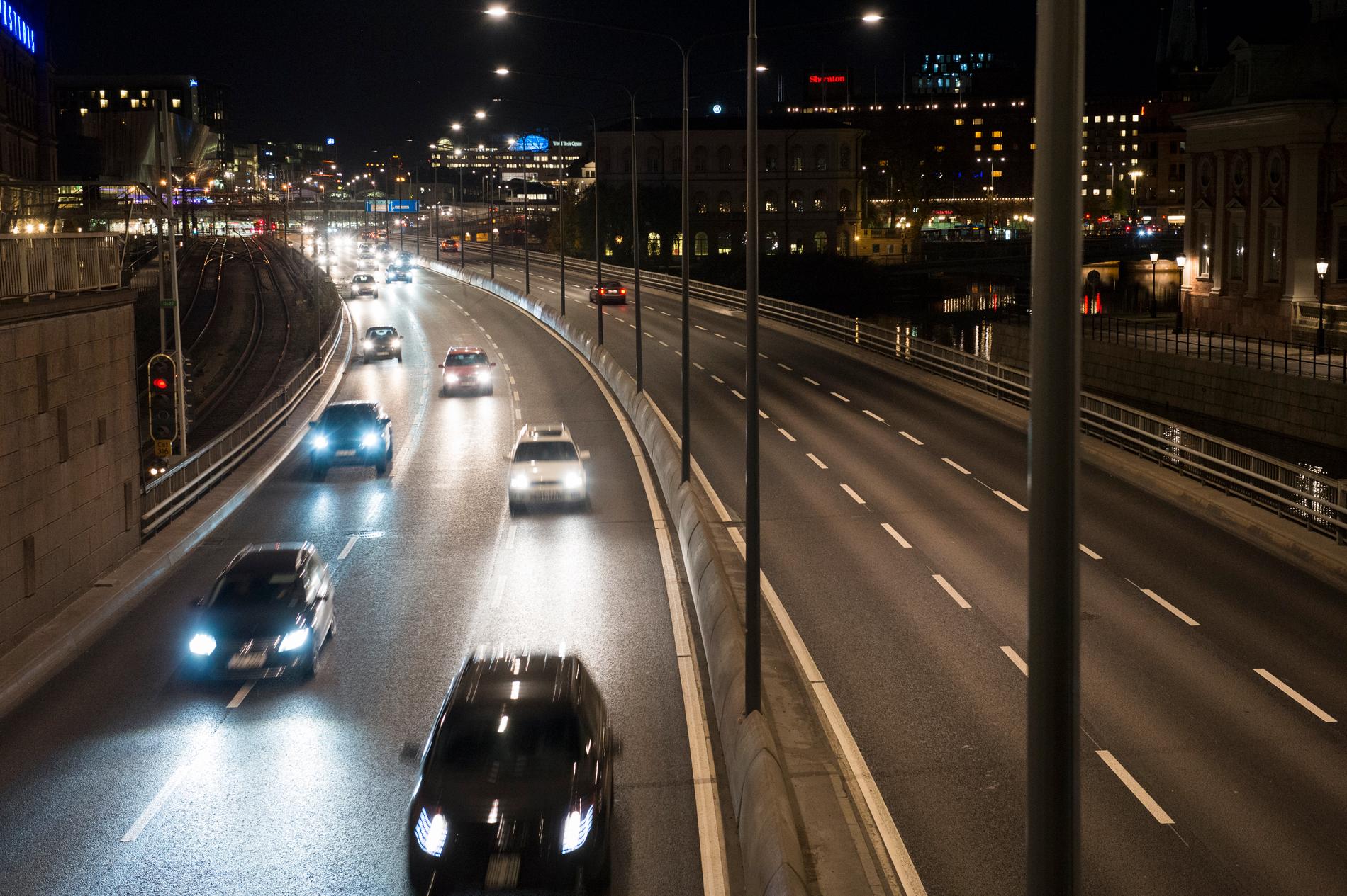 Tioåringen stoppades på Centralbron i Stockholm, körandes mot trafiken. Arkivbild.