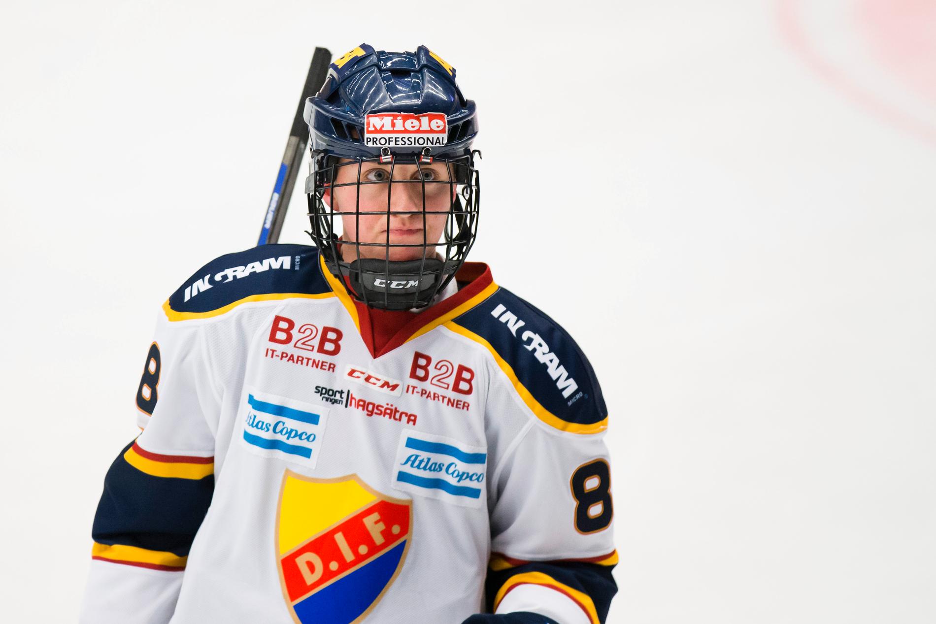 Djurgårdens Hanna Olsson fick fyra matcher för en huvudtackling.