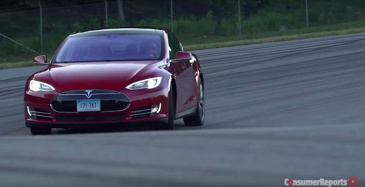 Consumer Reports testar Tesla Model S P85D.