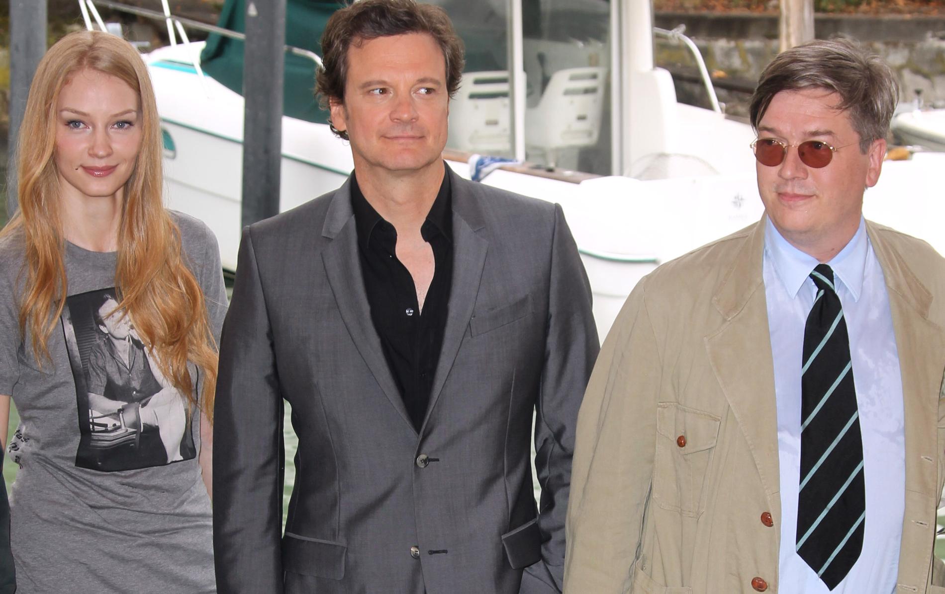 ”Tinker Tailor Soldier Spy”-skådespelaren Svetlana Khodchenkova (till vänster) ska spela huvudrollen i Netflix ryska storserie ”Anna K”. På bildern tillsammans med Colin Firth och Tomas Alfredsson på filmfestivalen i Venedig.