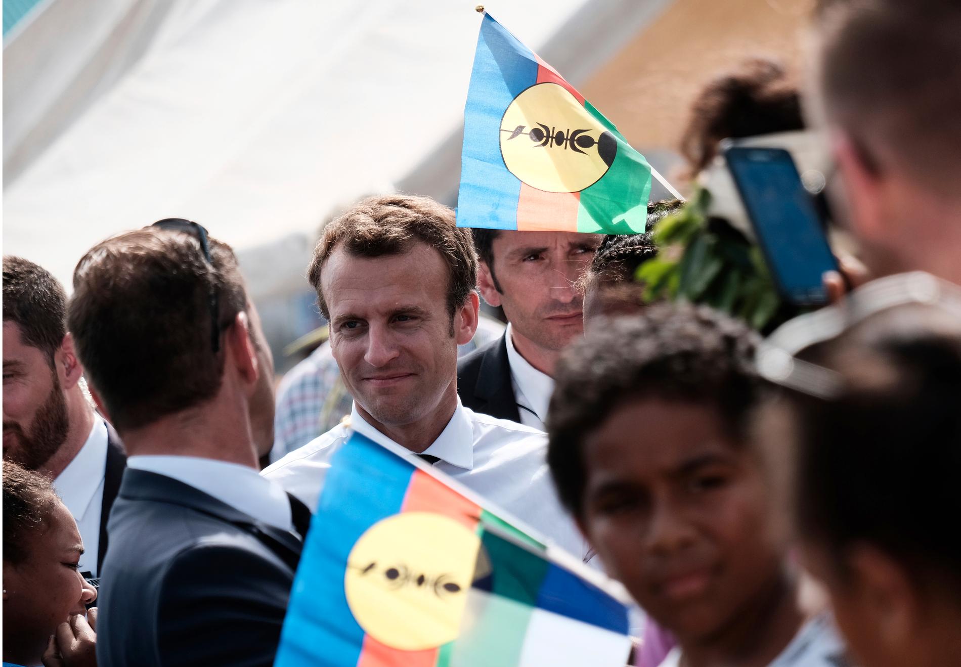 Frankrikes president Emmanuel Macron i Nya Kaledonien i maj i år. Arkivbild.