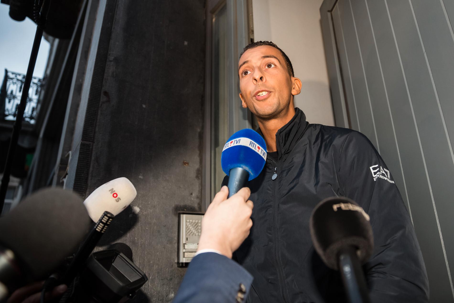 Mohamed Abdeslam talade med medier efter dåden i Paris när polisen jagade hans bror. Arkivbild från november 2015.