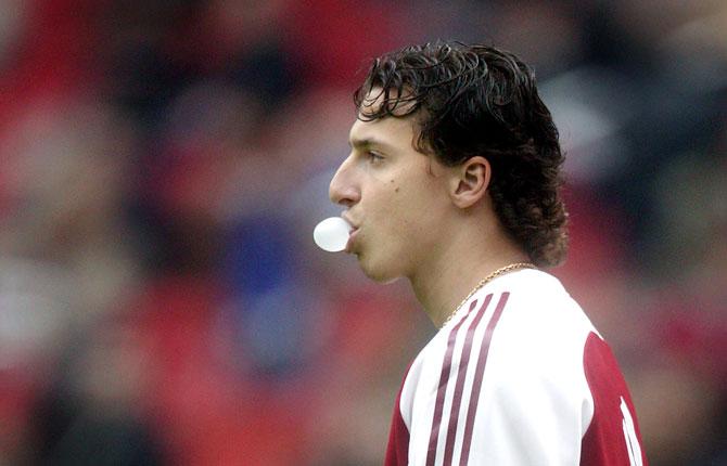 Zlatans facit i Ajax: två ligasegrar, 74 matcher och 35 mål. Det mest kända målet gjorde han sista säsongen precis innan flytten till Juventus, soloraiden mot Nac Breda valdes också till årets mål av Eurosports tittare.