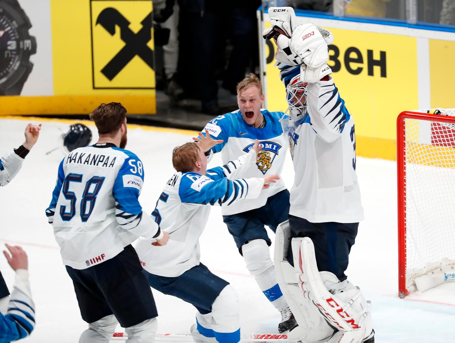 Finlands VM-hjältar efter slutsignalen.