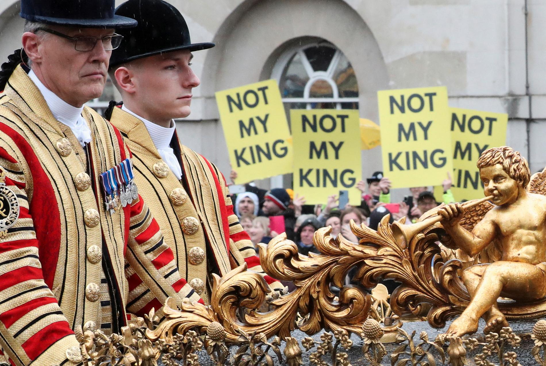 London firade sin kung – men det fanns även del som som inte var så förtjusta.