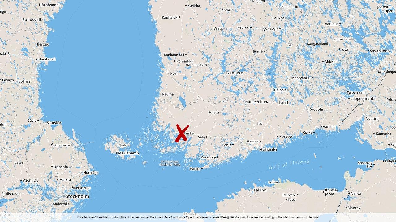 Över 400 personer deltog i tillslag på ett tiotal platser på fastlandet och öar utanför Pargas i sydvästra Finland.