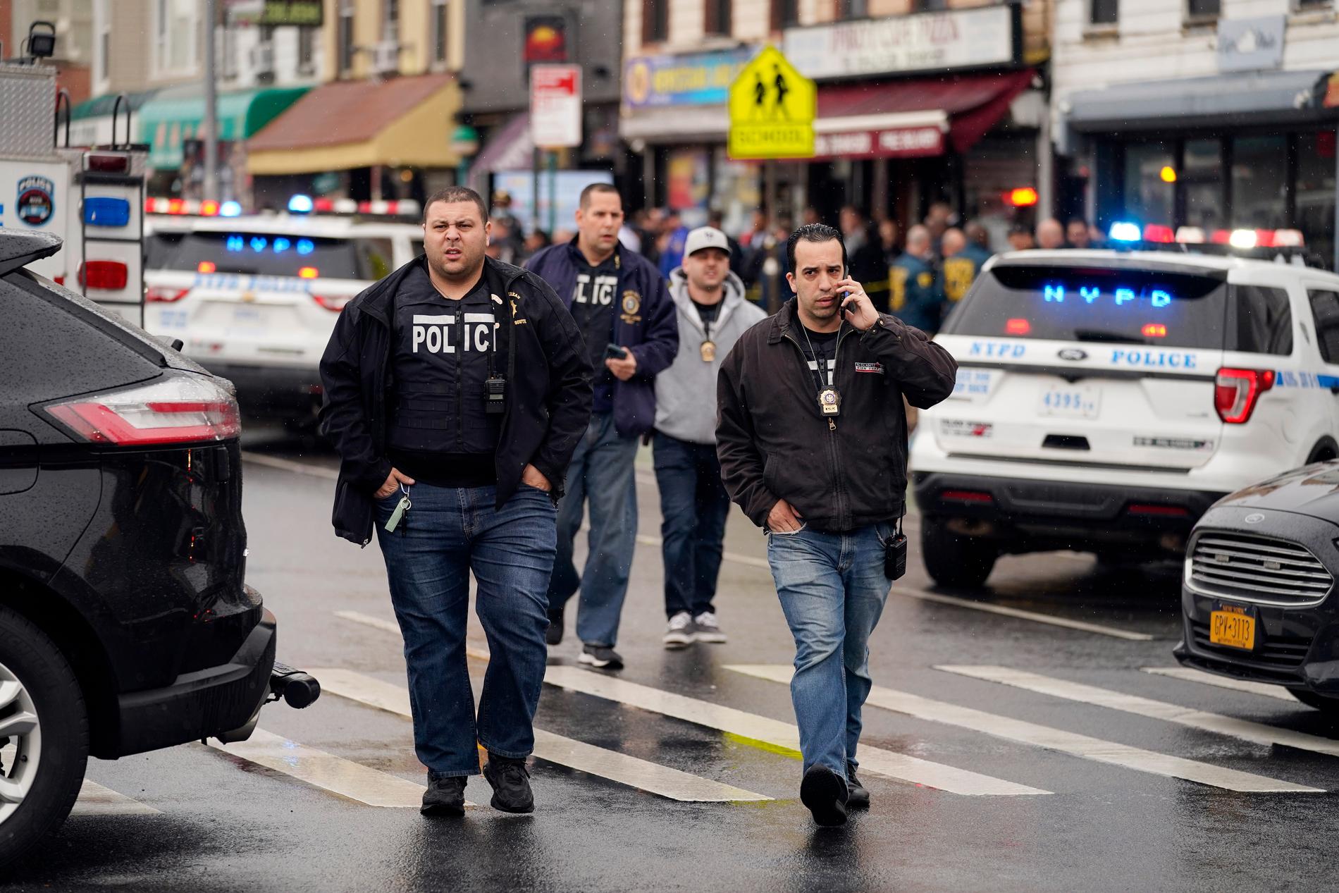 Polisinsatsen i New York beskrivs som massiv.