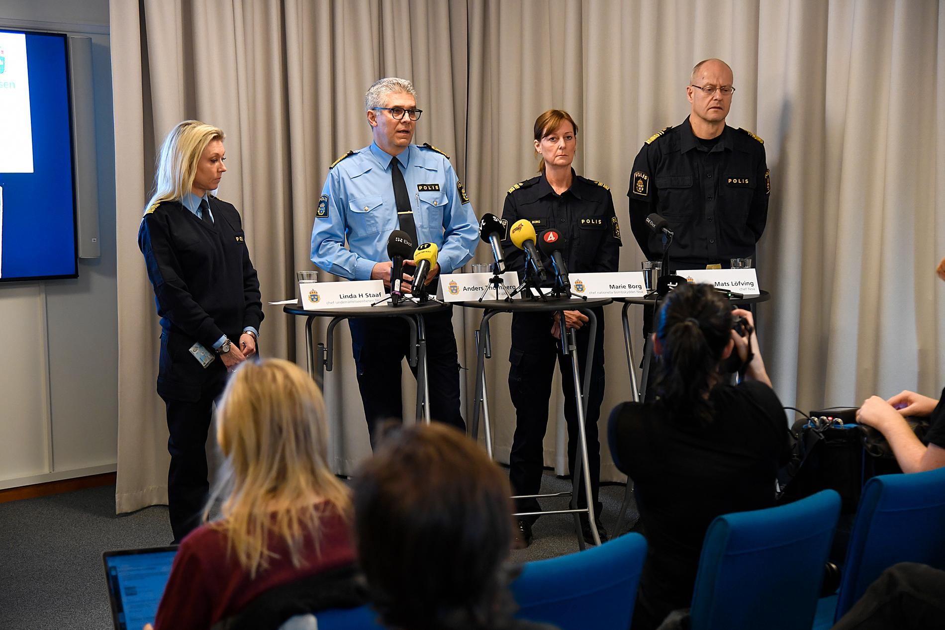 Rikspolischefen Anders Thornberg höll pressträff tillsammans med andra högt uppsatta chefer inom polisen.