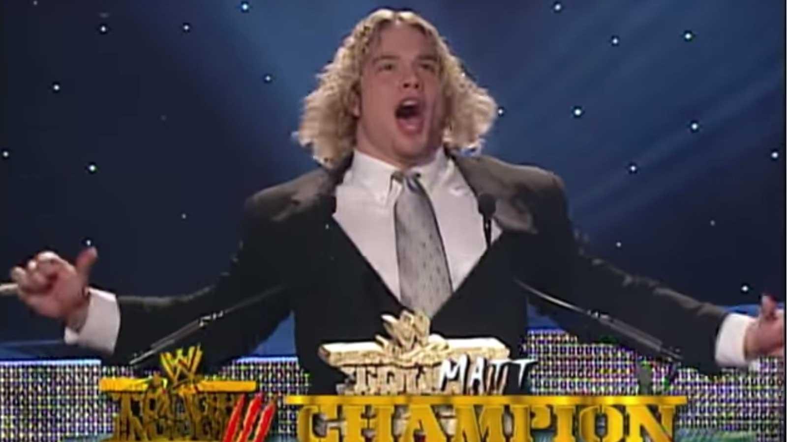 Matt Cappotelli prisas för segern i realityserien om wrestling ”Tough enough”.