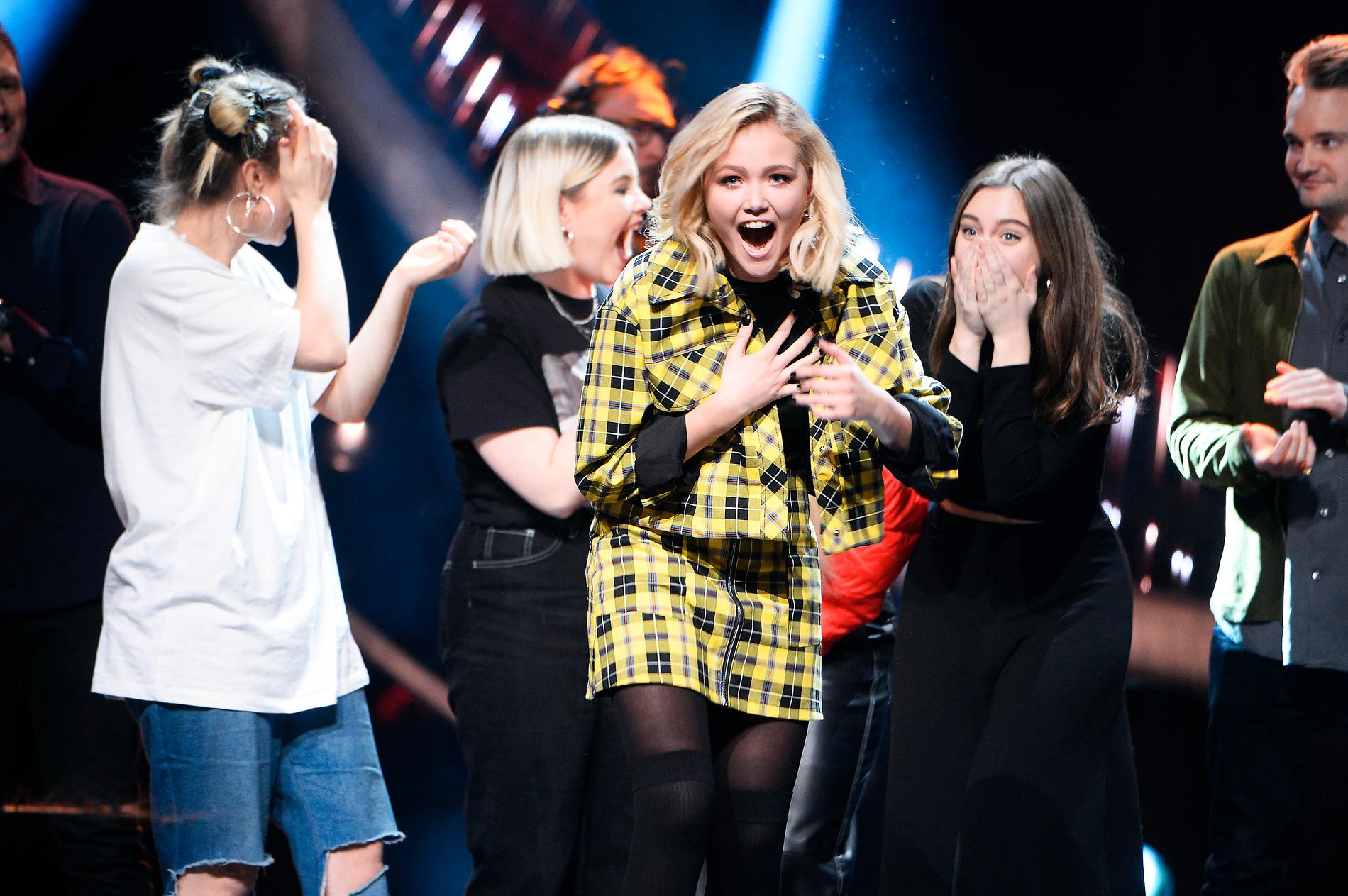 Malou Prytz, 15, skrällde i Melodifestivalen när hon tog sig direkt till final med låten ”I do me”.