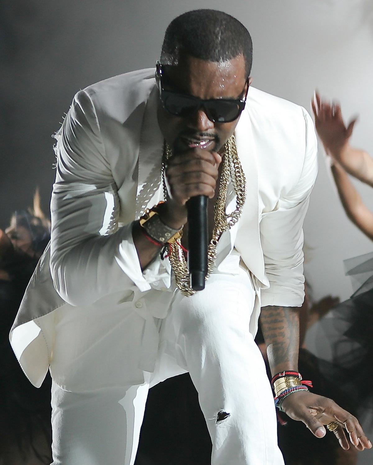 Kanye West – en av världens största stjärnor just nu, spelar på Way Out West i Göteborg den 11–13 augusti.