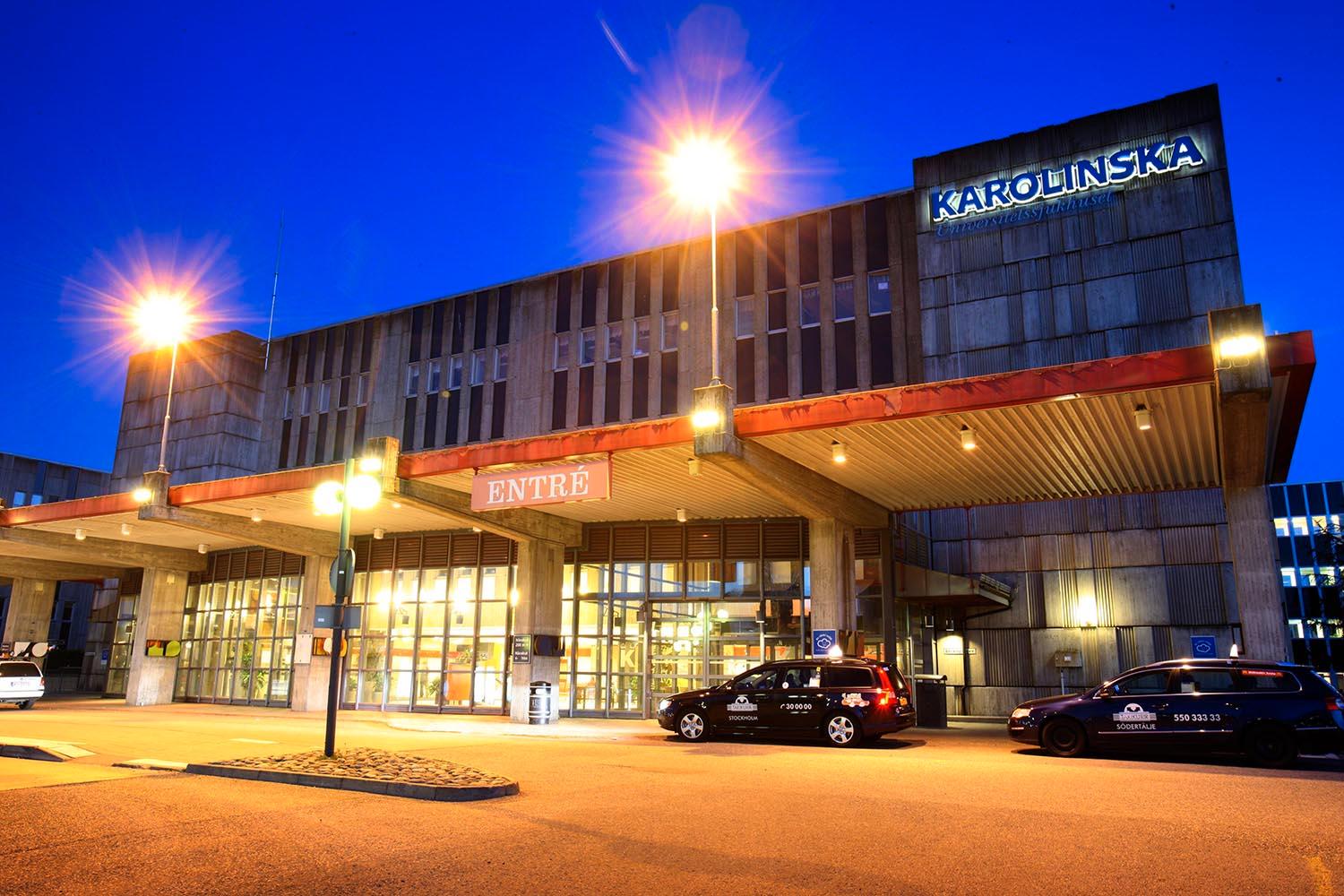 Gulans föräldrar vårdas på Karolinska universitetssjukhuset i Huddinge.