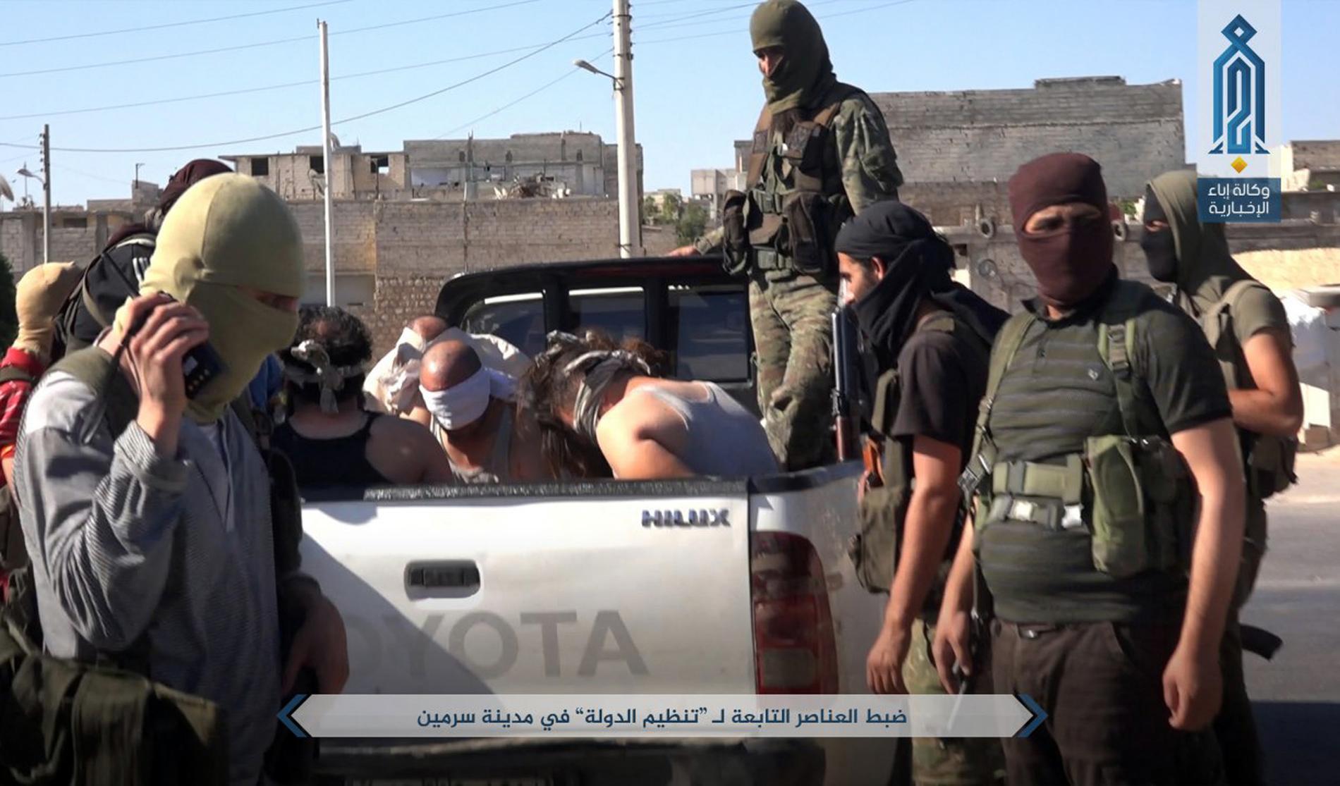 Beväpnade jihadister i Idlib