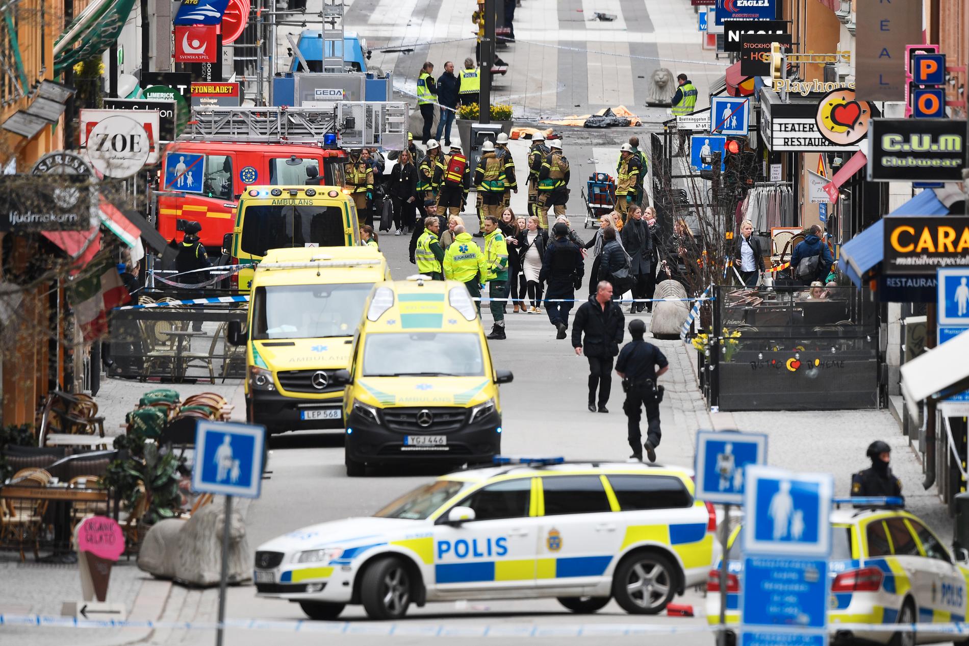 Fem personer dog i terrorattacken på Drottninggatan den 7 april.