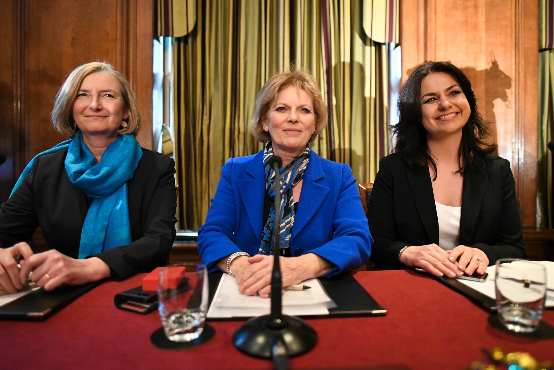 Sarah Wollaston, Anna Soubry och Heidi Allen lämnade Konservativa partiet den 20 februari och anslöt sig till nybildade TIG, en oberoende grupp av EU-vänliga ledamöter i det brittiska parlamentet. Arkivbild.