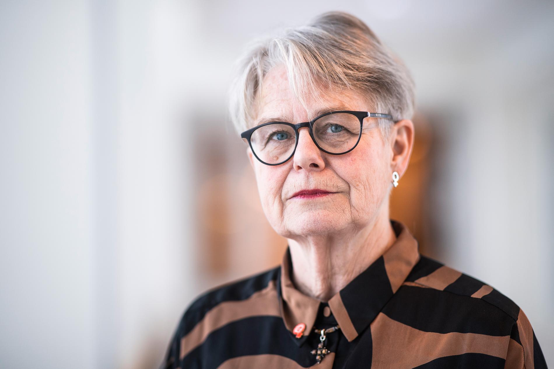 "Man kan jobba och sova hela livet om man vill men det blir så jäkla tråkigt", säger Helena Ölund (S), ordförande i den regionala utvecklingsnämnden i Region Norrbotten. Pressbild.