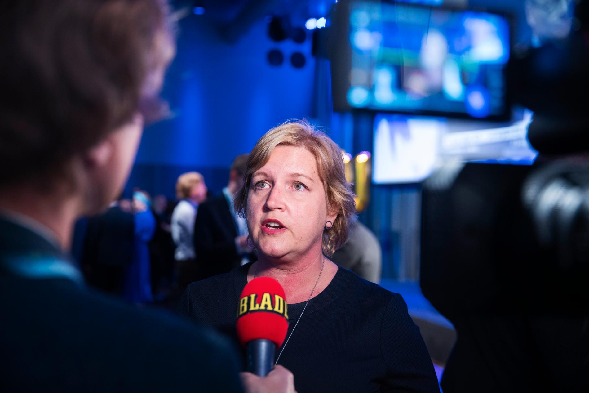 Karin Karlsbro, Liberalerna. 
