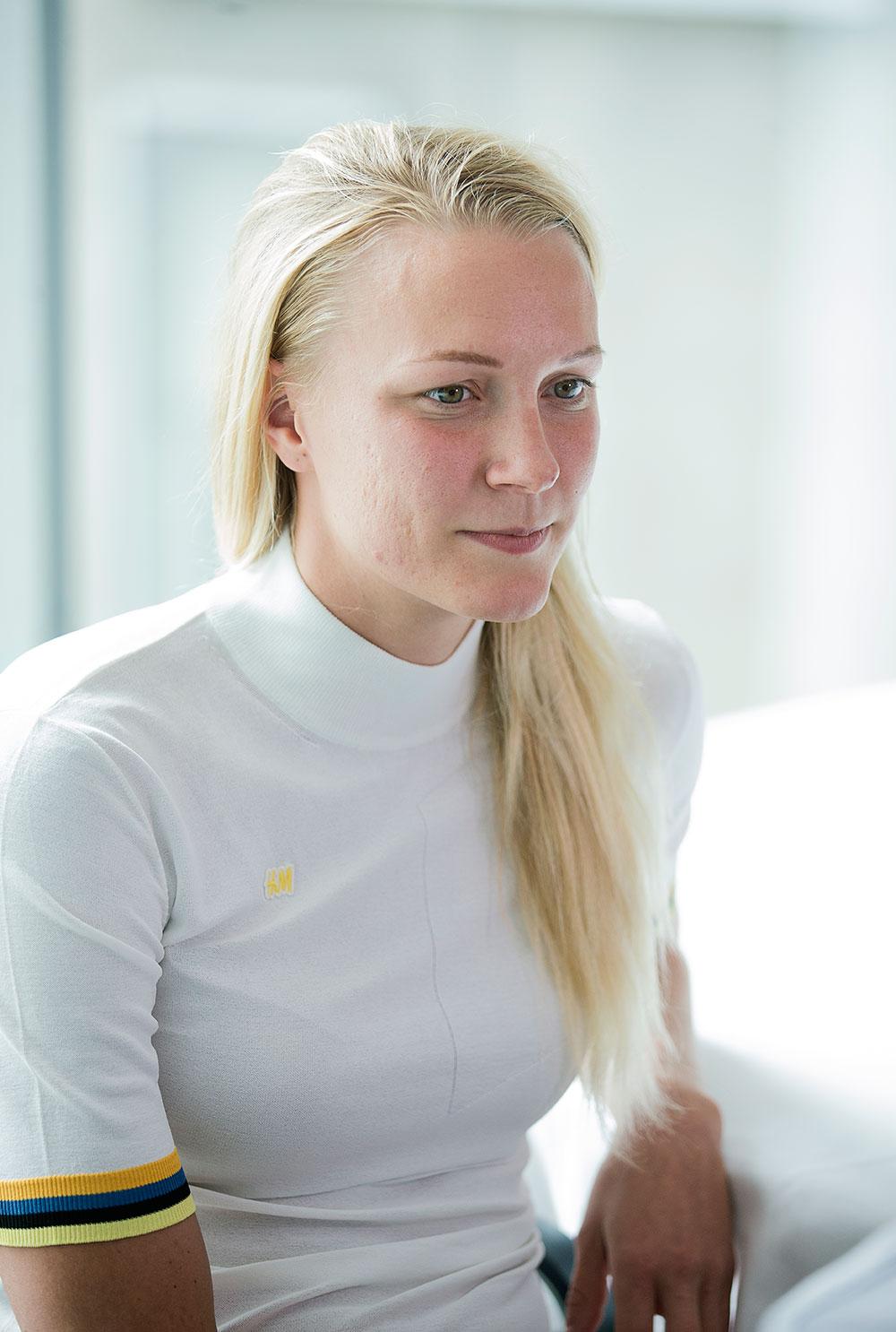 Sarah Sjöström under presskonferensen inför OS
