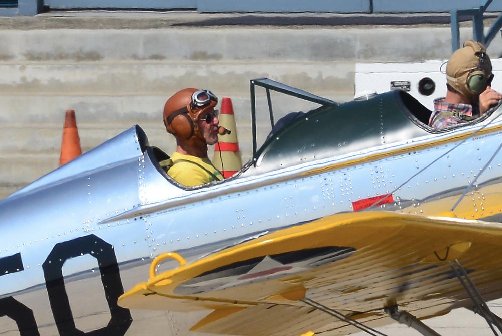 En bild på Harrison när han flyger sin Ryan PT-22. Bilden är tagen i september 2013.