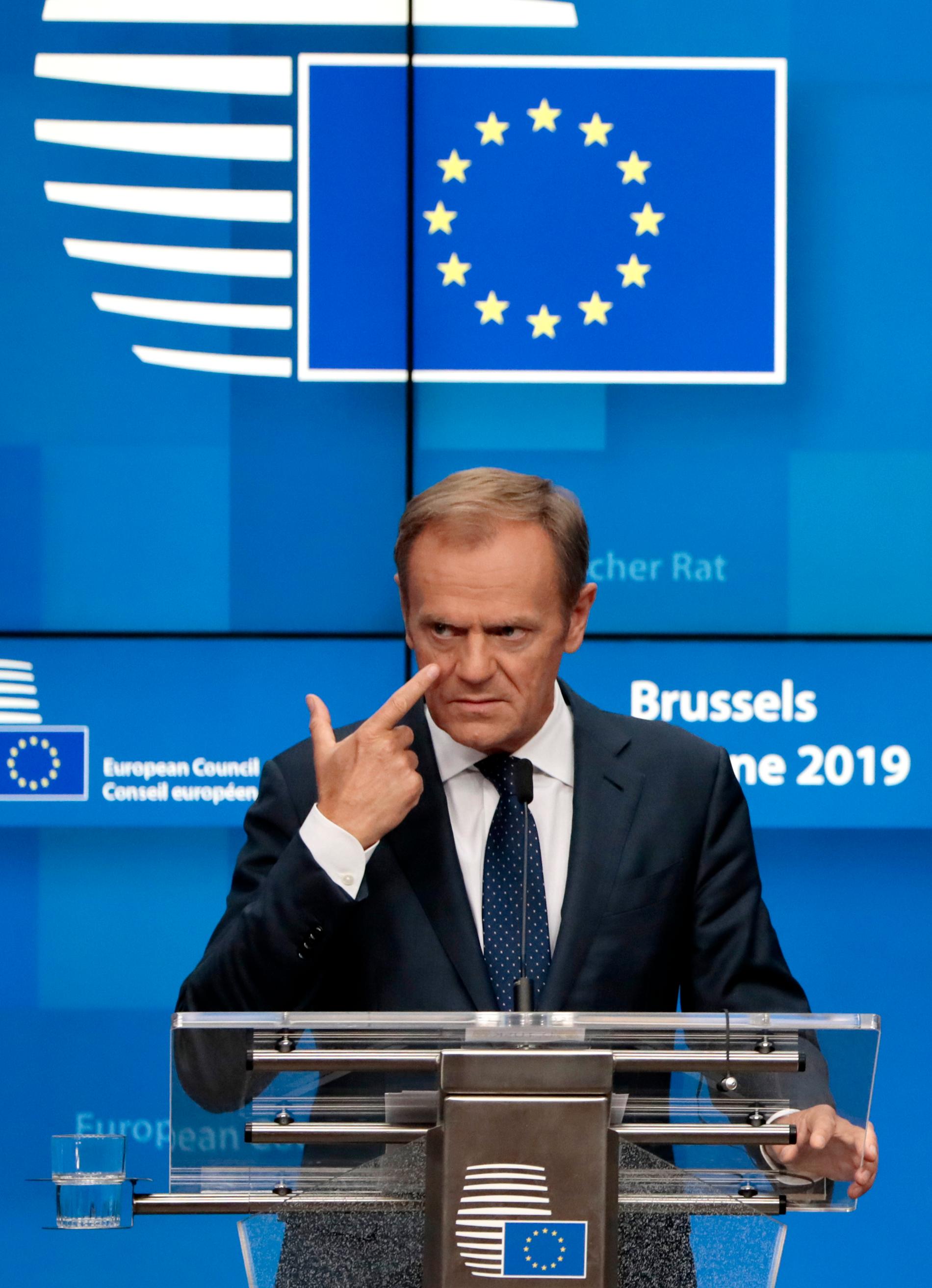 EU:s permanente rådsordförande Donald Tusk får leta vidare efter kandidater till topposterna i EU efter midsommarens toppmöte i Bryssel.