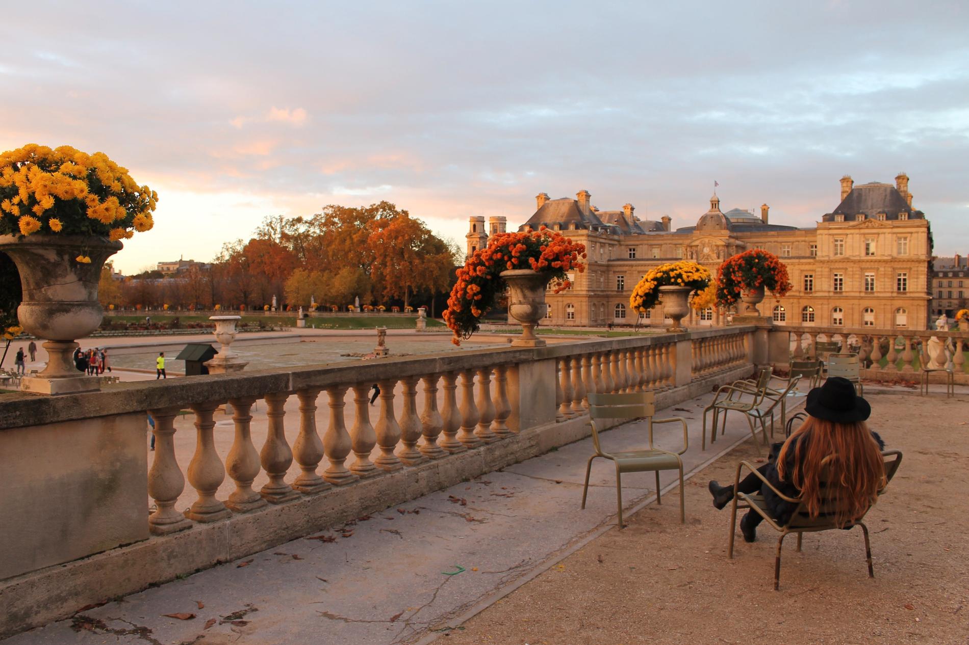 Jardin du Luxembourg passar bra för en picknick, en match tennis eller en paus från Paris hektiska liv. 