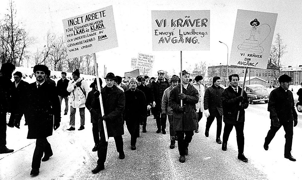 Bild från den stora gruvstrejken 1969-1970,  en vild strejk vid LKAB. Strejken omfattade cirka 5000 gruvarbetare i Kiruna, Luleå, Malmberget och Svappavaara under tiden 9 december 1969 - 4 februari 1970.