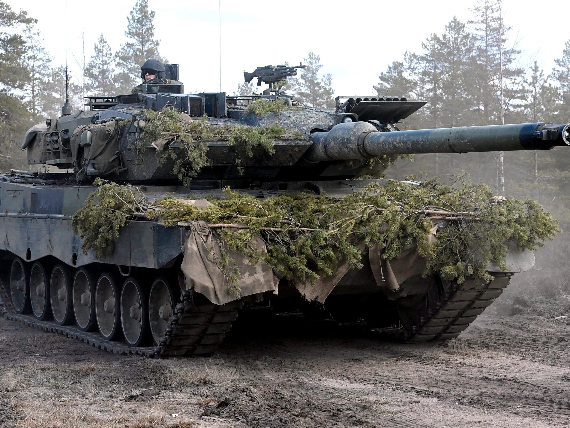Kievs önskan inför mötet: nyare stridsvagnar
