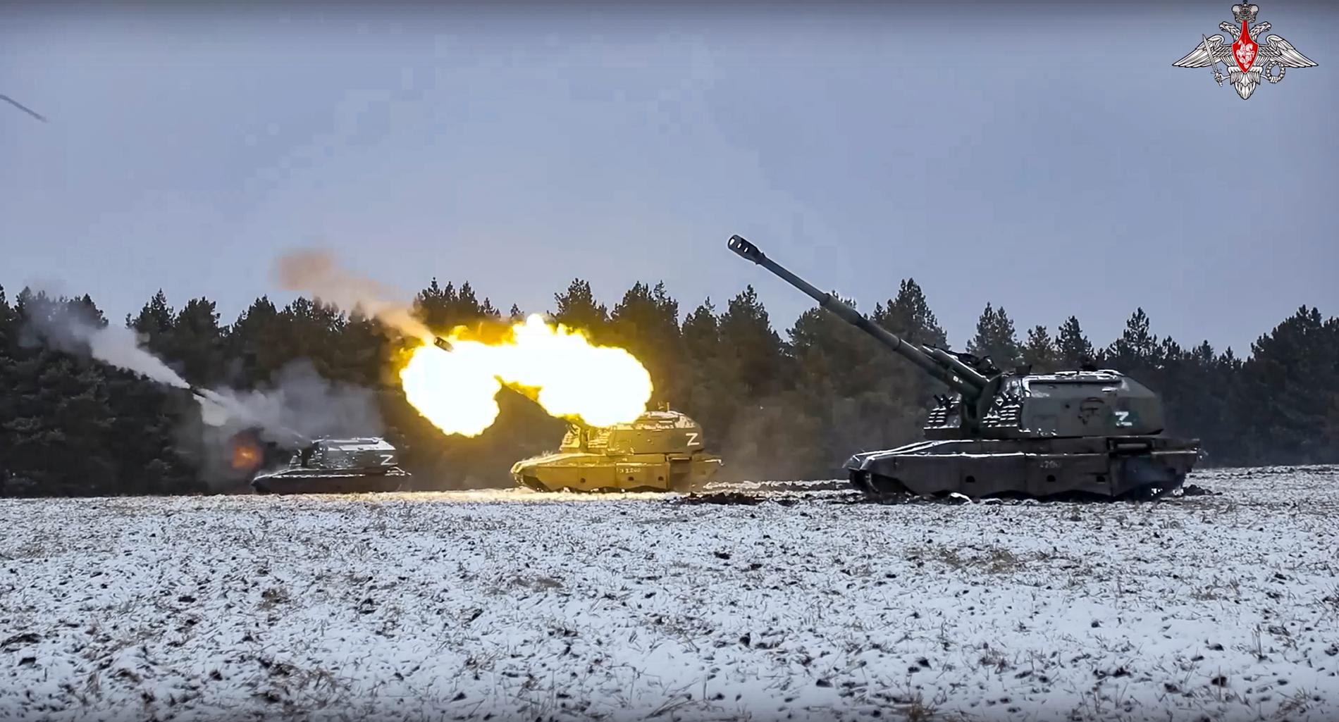 Ryskt artilleri. Bilden är släppt av ryska försvaret.