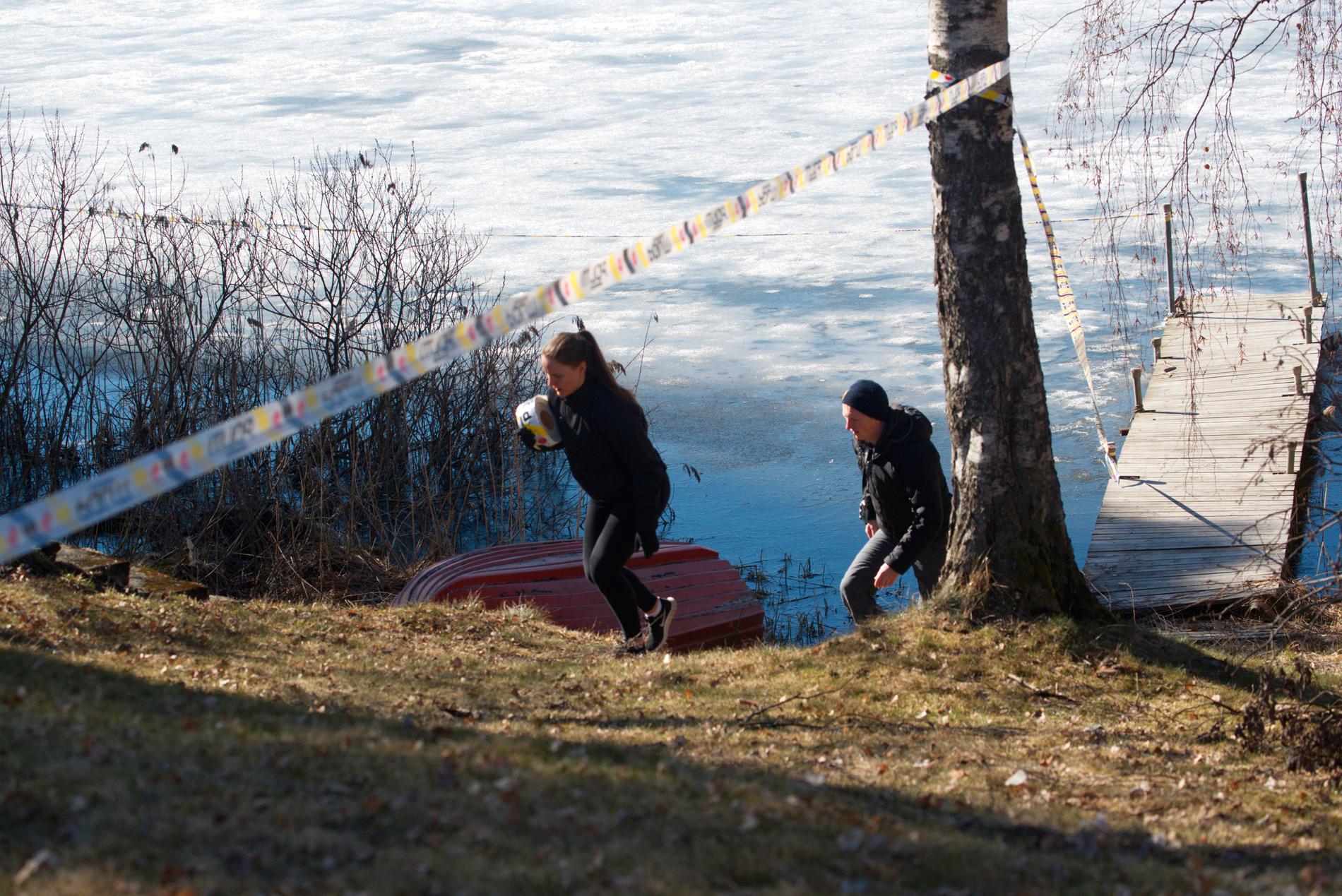 Polisen har sökt i flera vattendrag efter försvunna Anne-Elisabeth Falkevik Hagen.