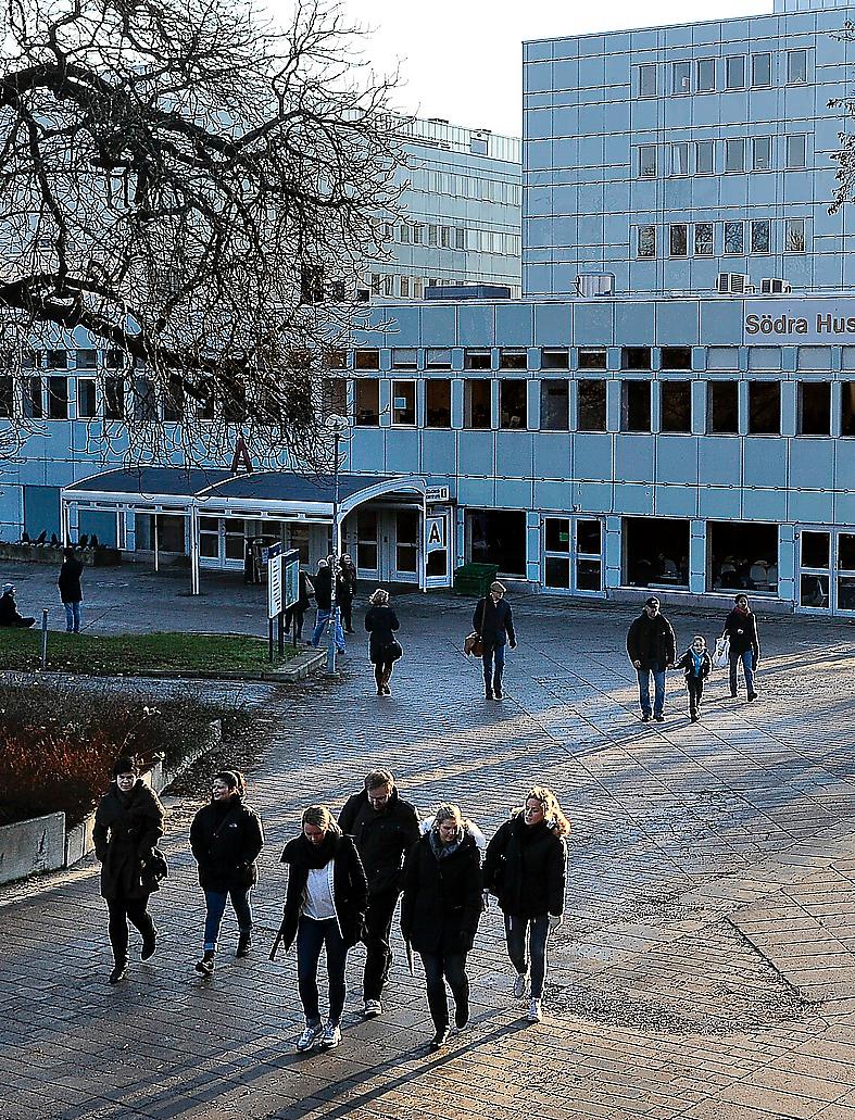 Universitetets beredning av Johan Lundbergs ärende liknar en skandal, menar Fredrik Persson-Lahusen