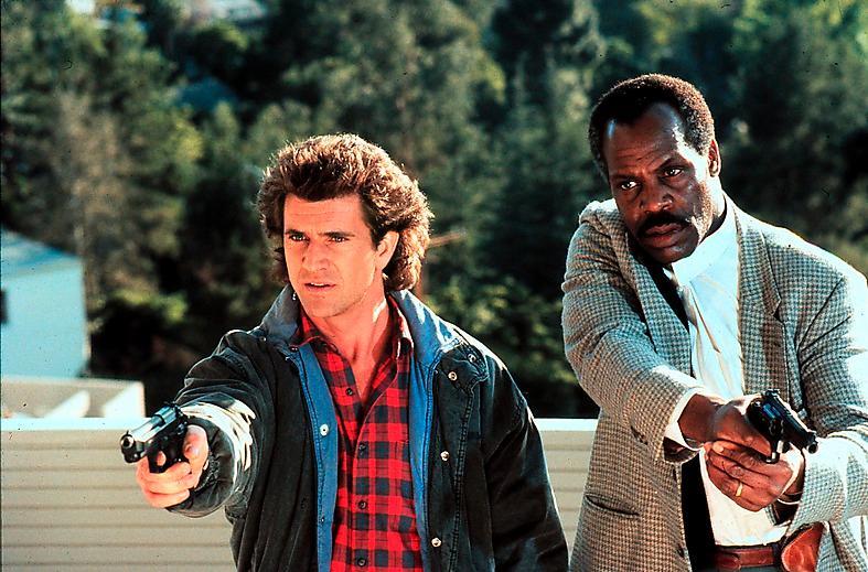 Mel Gibson och Danny Glover i ”Dödligt vapen 2”.