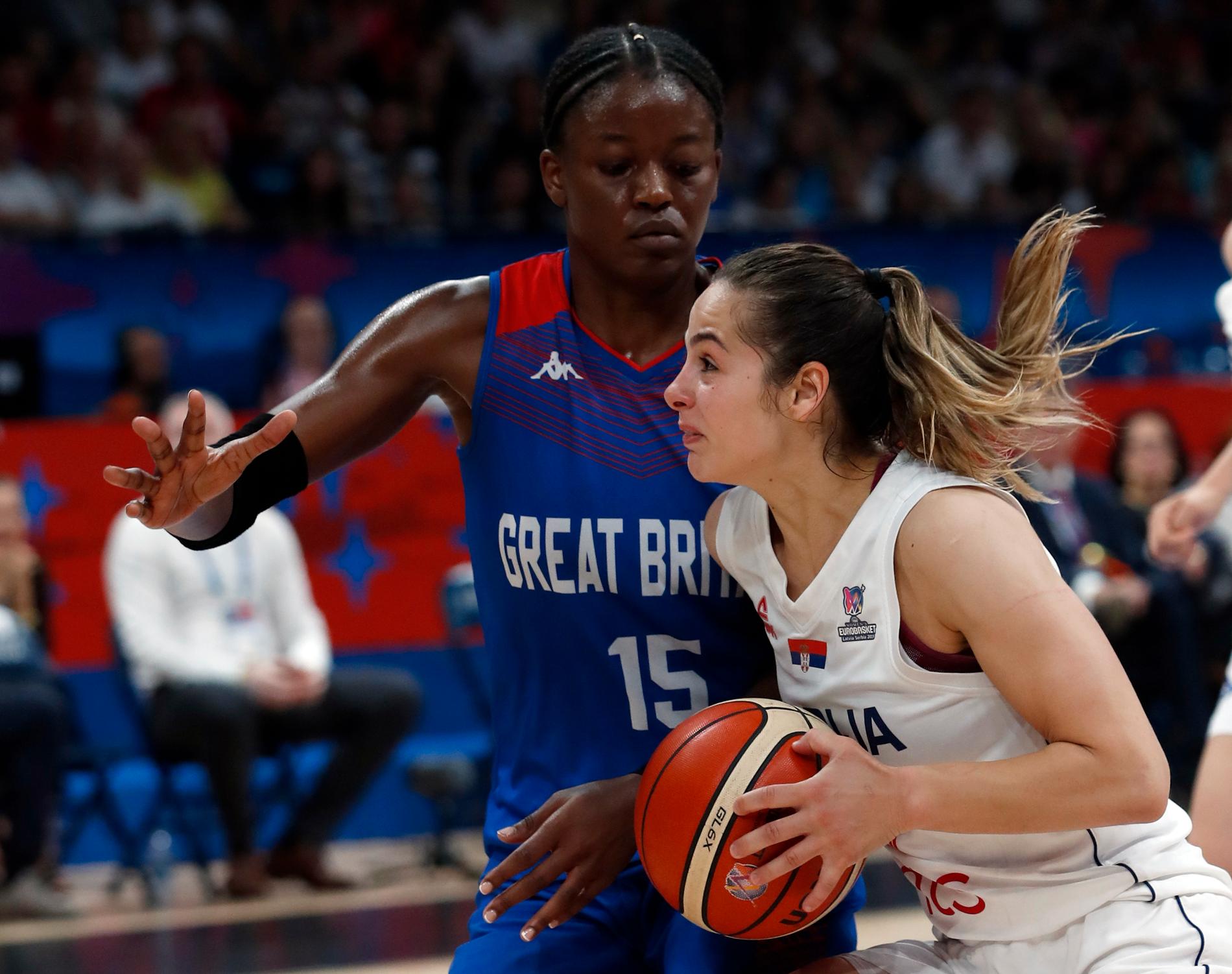 Det blev EM-brons för Maja Miljkovic i vitt och hennes serbiska lagkamrater vid EM i basket. Storbritannien besegrades med 81–55.