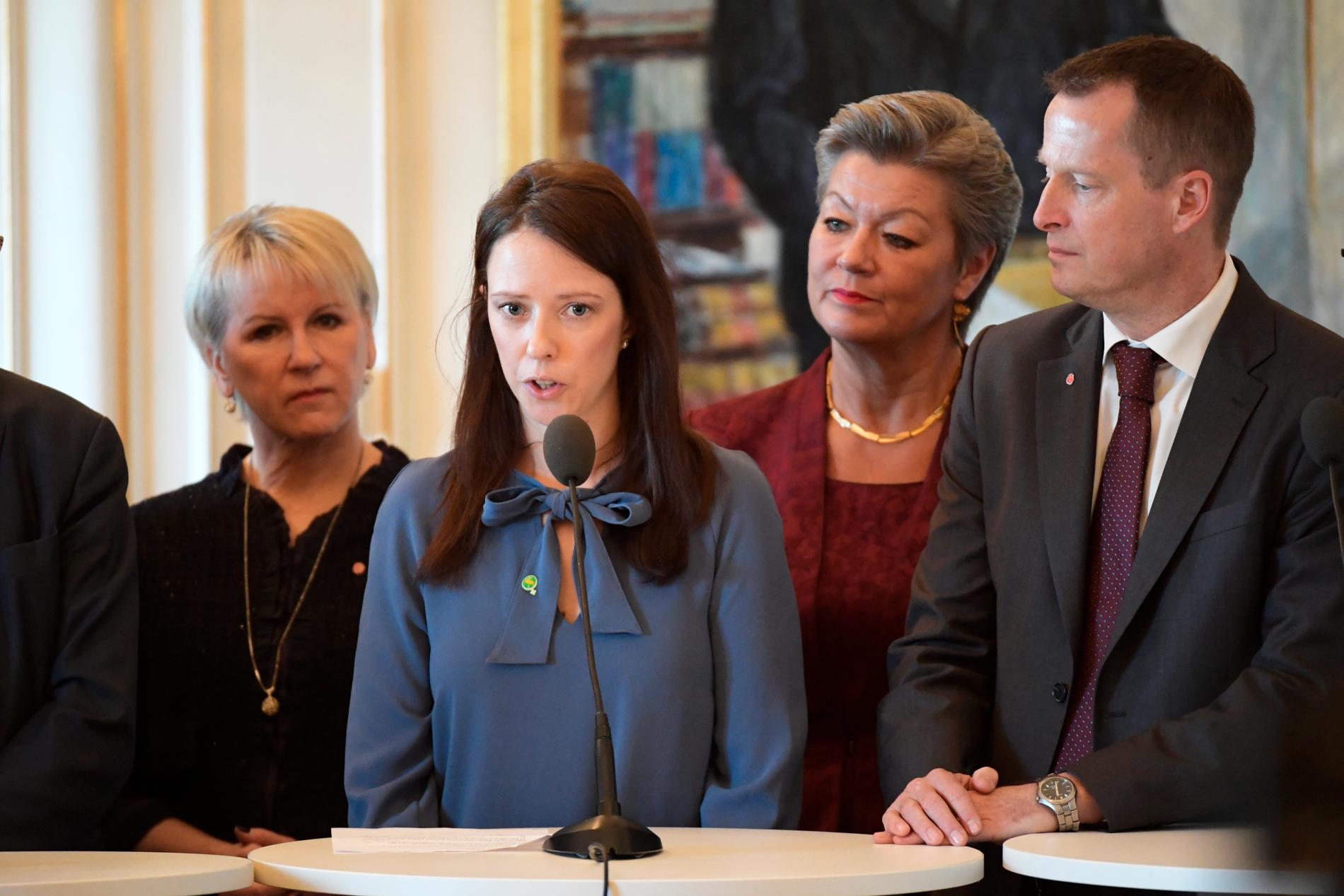 Åsa Lindhagen (MP) ny jämställdhetsminister och minister med ansvar för arbetet mot segregation och diskriminering.