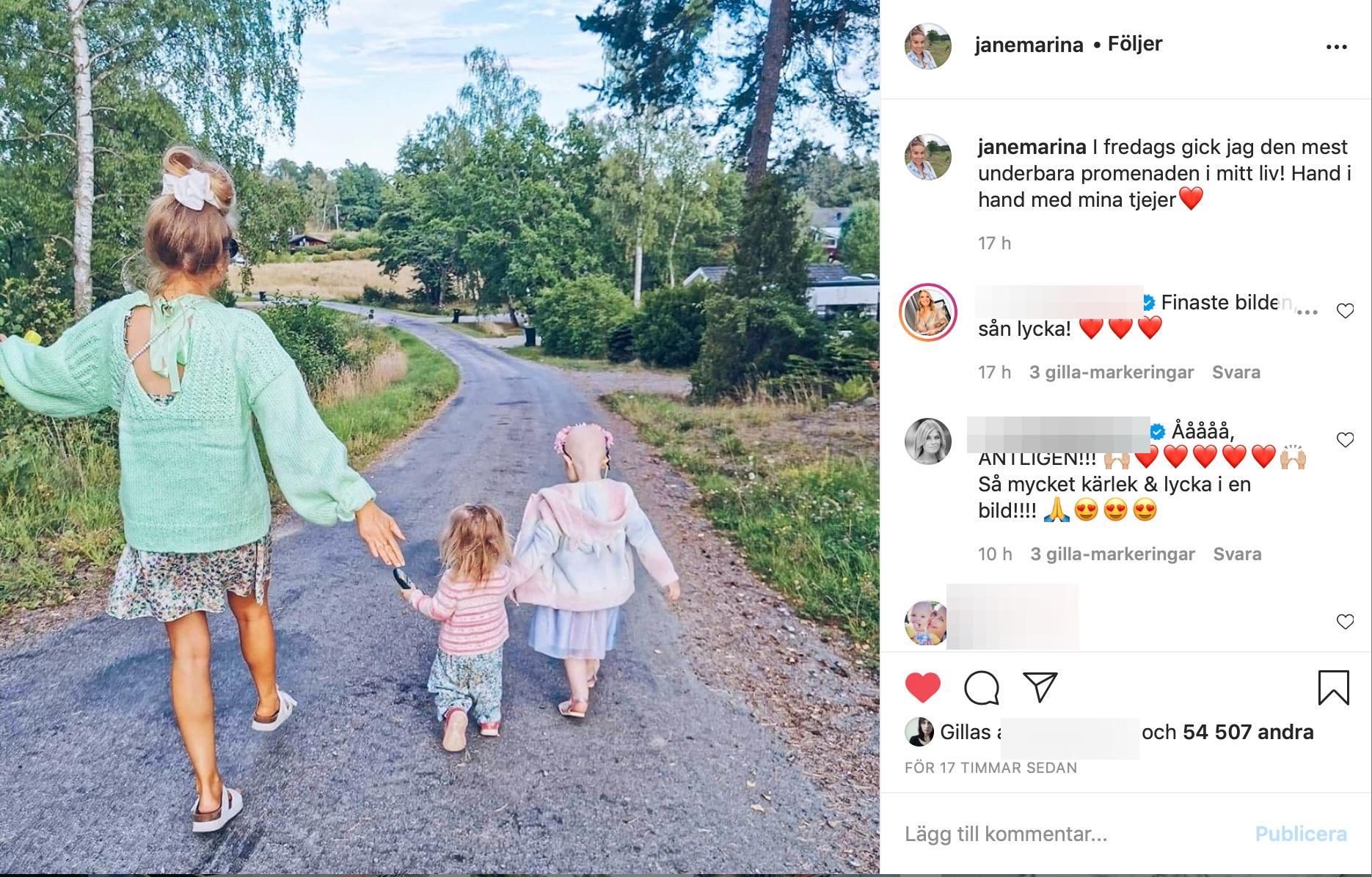 Jane Oksanens (instagramkonto ”Janemarina”) bild från i fredags, tillsammans med sina döttrar Molly och Melina. Familjen återförenas efter att varit isär sedan februari. 