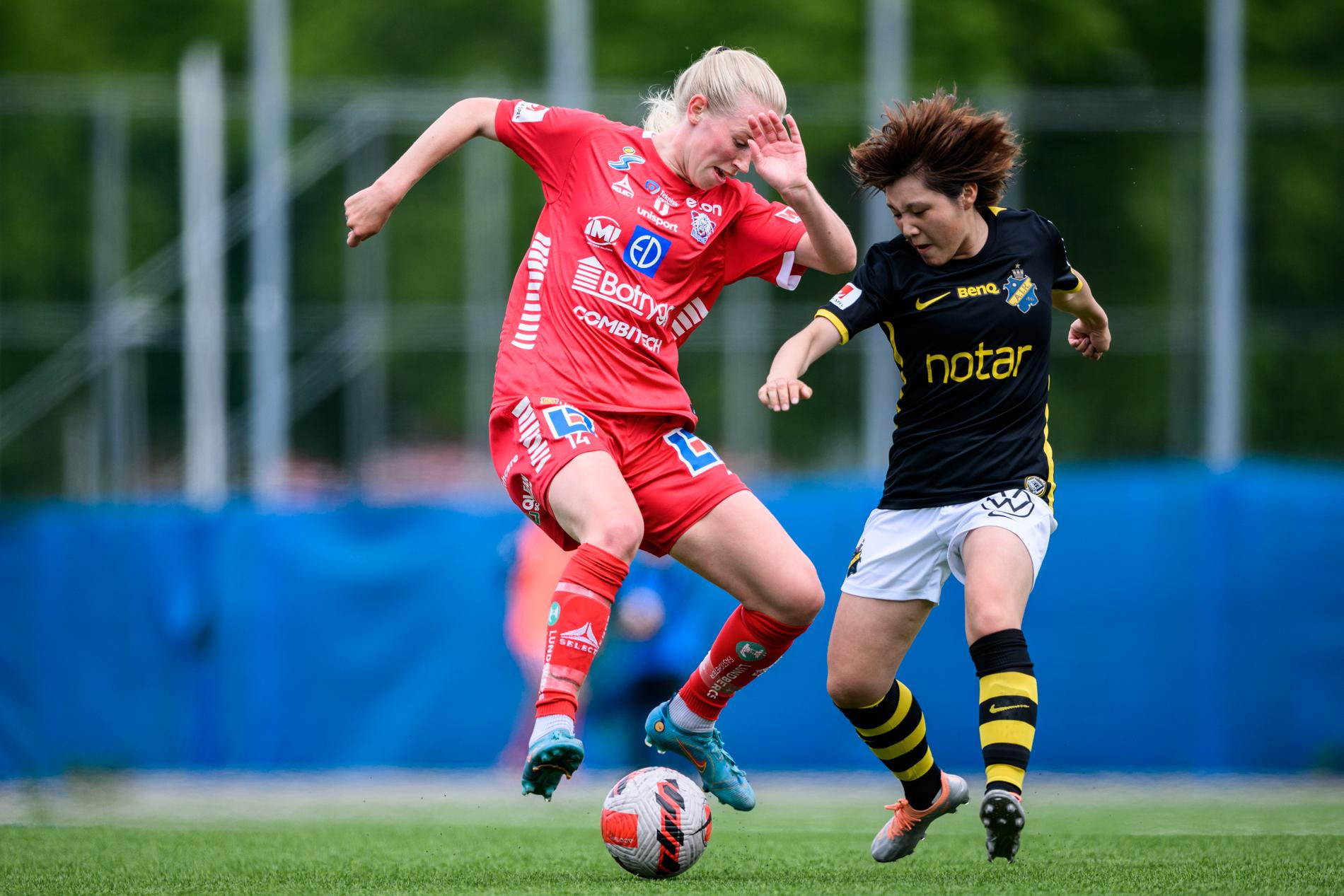 Amalie Vangsgaard är åter igen nominerad till ”Månadens spelare”. 