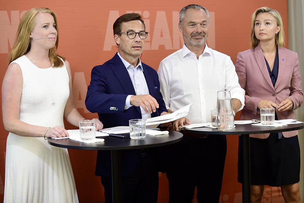 Annie Lööf, Centerpartiet, Ulf Kristersson, Moderaterna, Jan Björklund, Liberalerna, Ebba Busch Thor, Kristdemokraterna. 