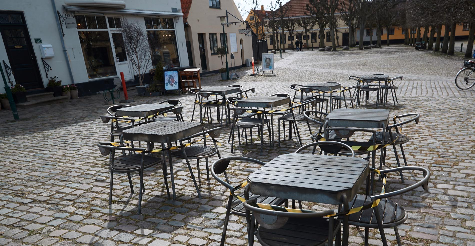 Danska restauranger får vänta ytterligare med att öppna. Bild från Dragör tidigare i veckan.
