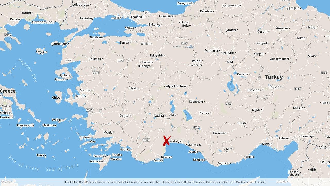 Staden Antalya och den omkringliggande provinsen med samma namn i södra Turkiet har drabbats av en serie kraftiga virvelstormar.
