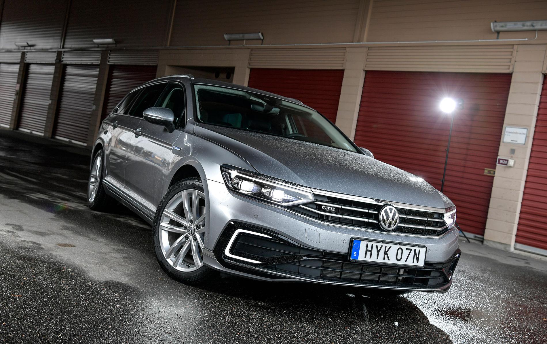 ”Har man 15 Volkswagen som ser exakt likadana ut, men en av dem har lite snyggare fälgar eller något annat som sticker ut, så blir den mer attraktiv” säger Karl Wahlin, analytiker vid värderingsföretaget Bilpriser.se.