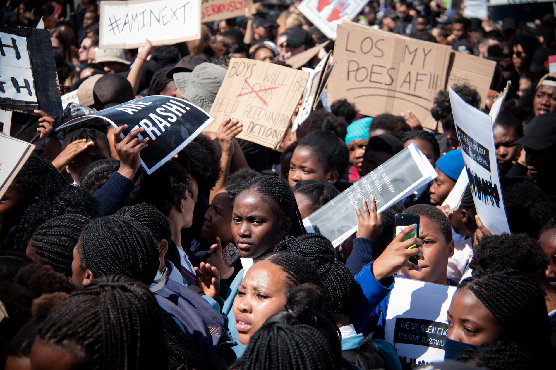 Under sloganen #AmINext kräver Sydafrika ett slut på våldet mot landets kvinnor.