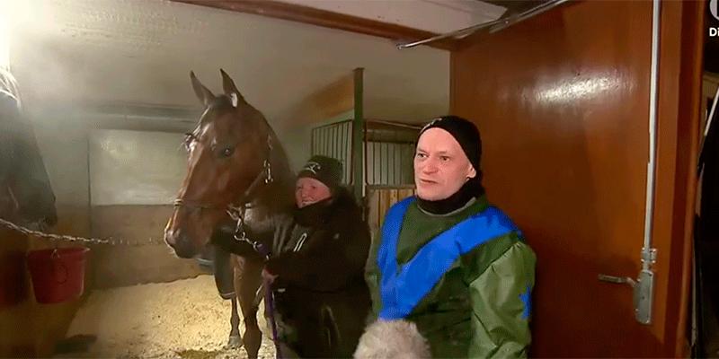 Entreprenören Jonas Gylling vann sitt första travlopp som kusk med hästen Digital Lucky