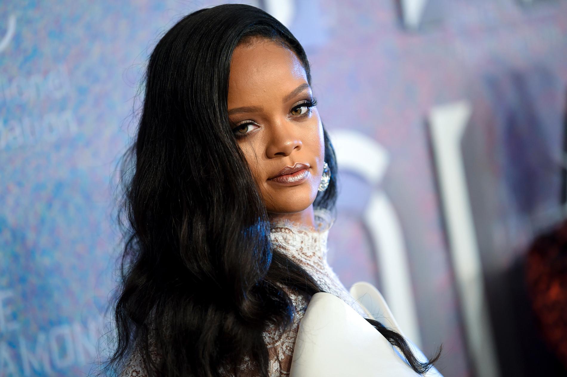 Ny musik från Rihanna verkar äntligen vara på ingång.