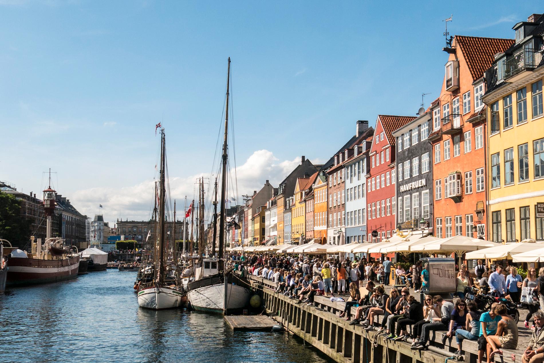 Förbättra luftkvalitén i danska storstäder genom miljözoner, föreslår fyra borgmästare. Arkivbild från Nyhavn i Köpenhamn.
